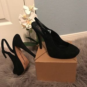 👠Dolce vita 👠velvet leather heels